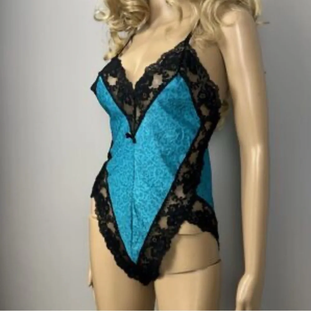 Vintage 80’s California Dynasty Teal and Black Animal Print Lace Lingerie Small